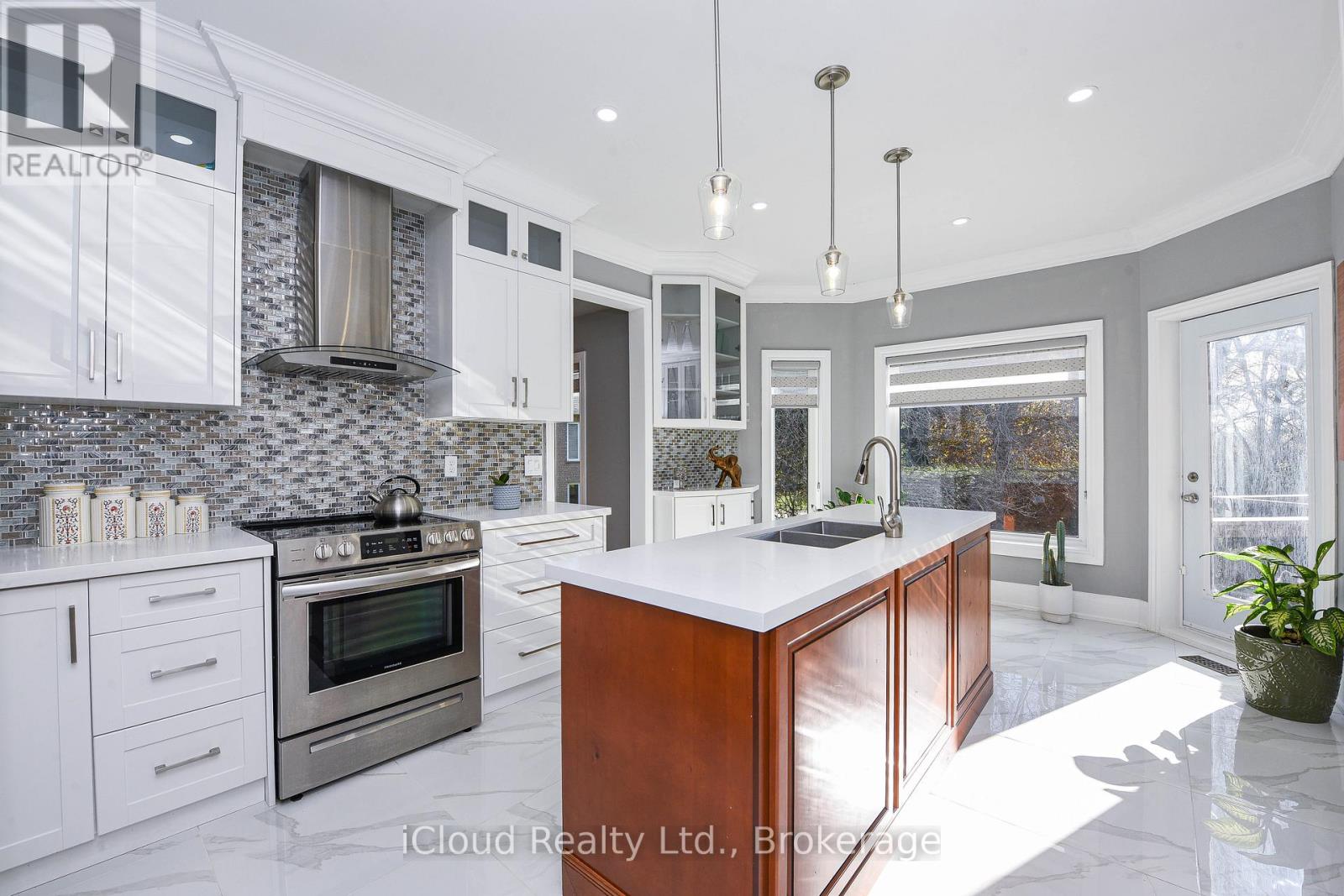 25 Giles Road, Caledon, Ontario  L7K 0B6 - Photo 21 - W12541522