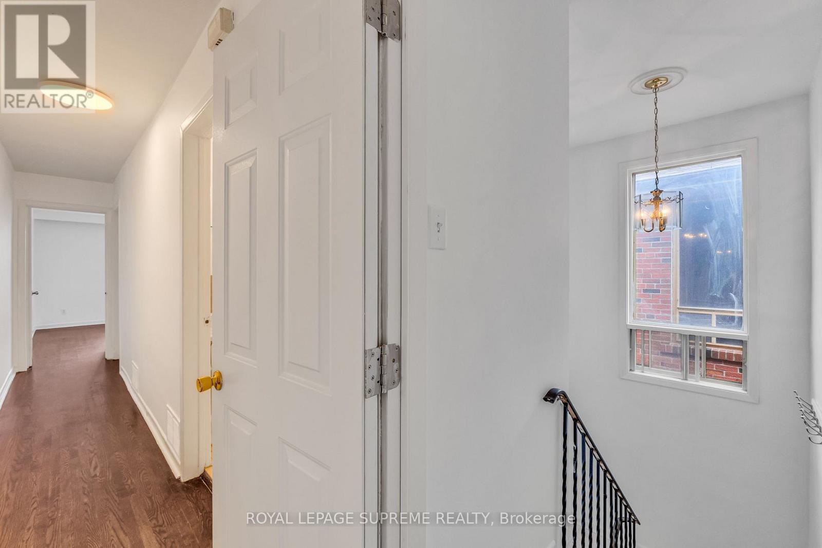 579a Delaware Avenue, Toronto, Ontario  M6H 5V3 - Photo 18 - W12541542