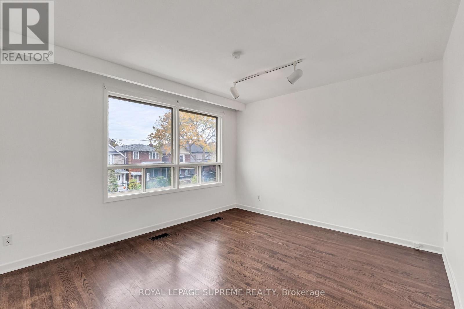 579a Delaware Avenue, Toronto, Ontario  M6H 5V3 - Photo 26 - W12541542