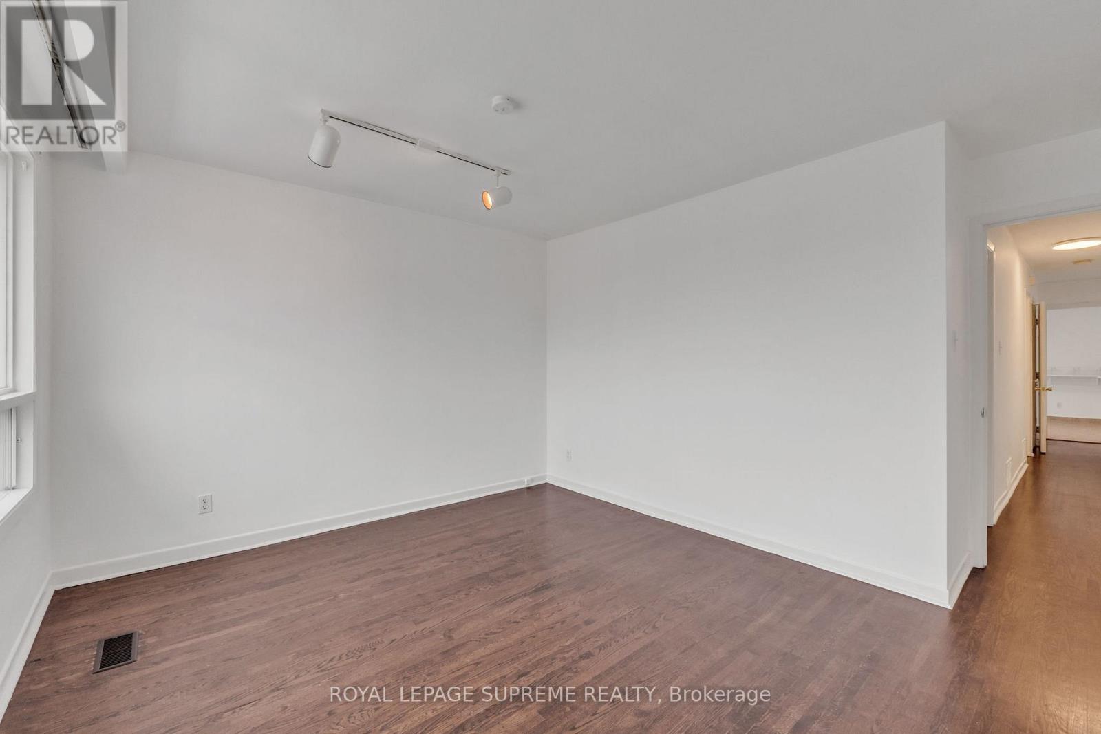 579a Delaware Avenue, Toronto, Ontario  M6H 5V3 - Photo 27 - W12541542