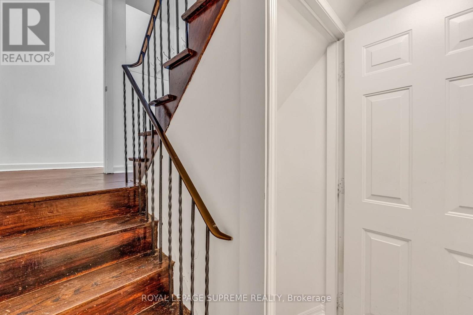 579a Delaware Avenue, Toronto, Ontario  M6H 5V3 - Photo 28 - W12541542