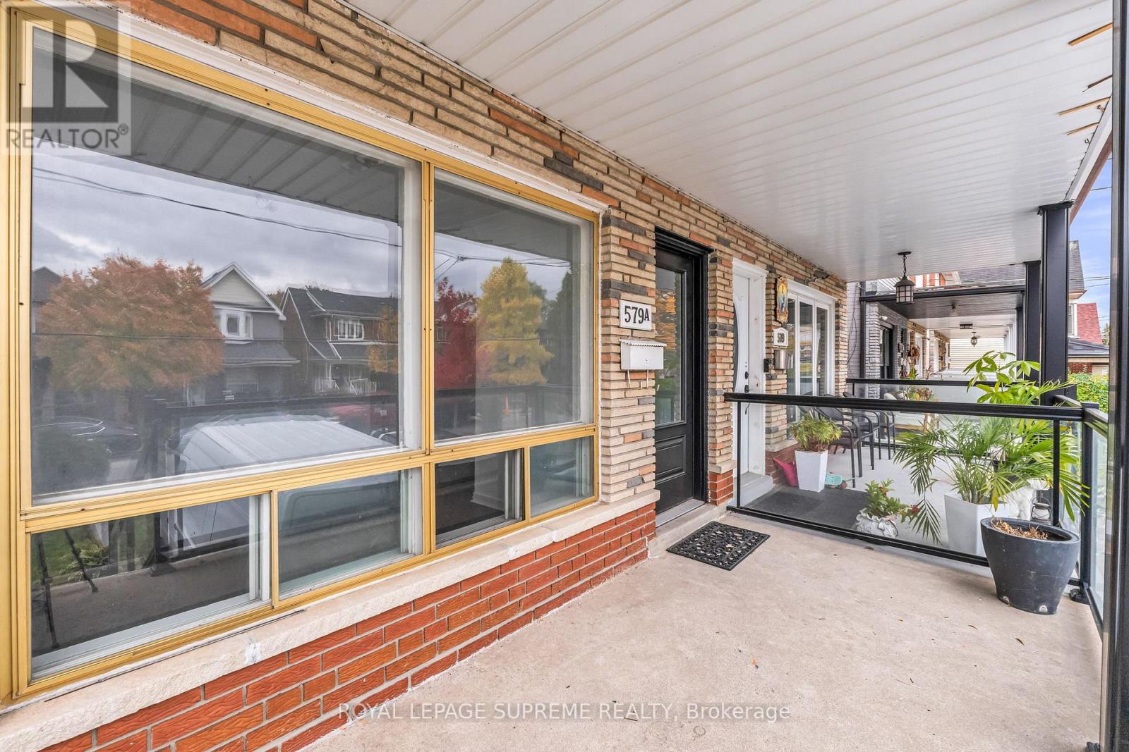 579a Delaware Avenue, Toronto, Ontario  M6H 5V3 - Photo 3 - W12541542