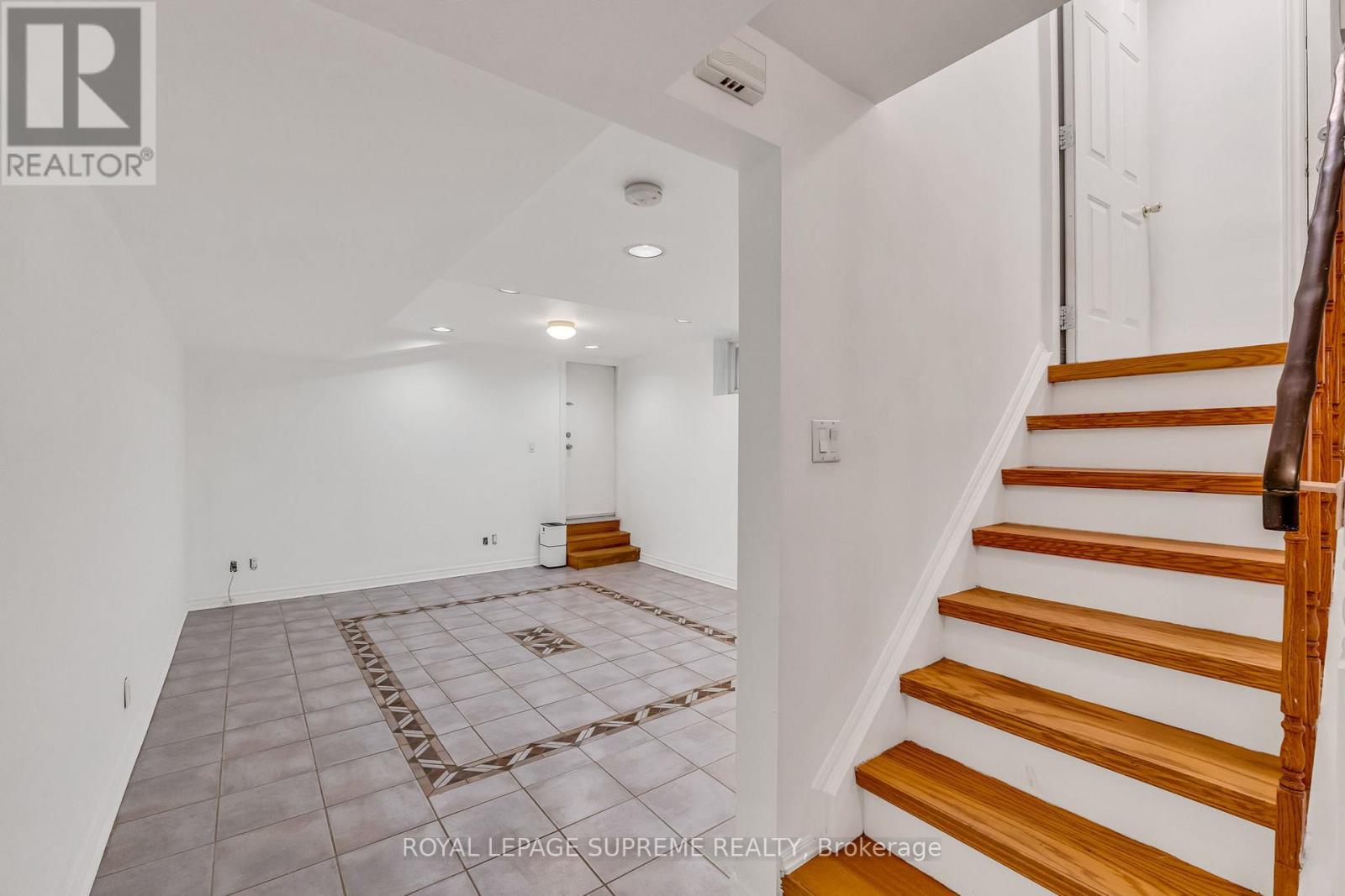 579a Delaware Avenue, Toronto, Ontario  M6H 5V3 - Photo 34 - W12541542