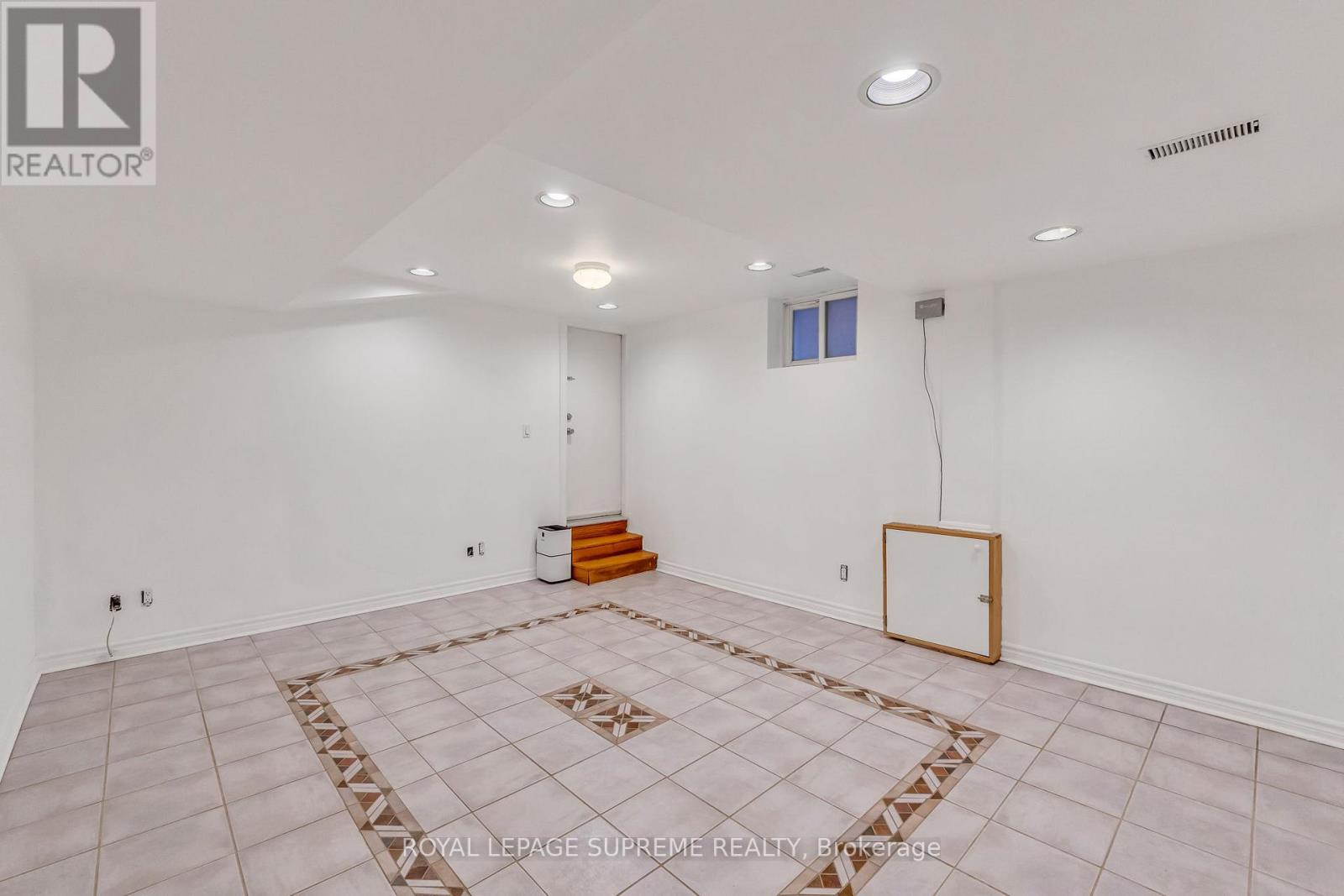 579a Delaware Avenue, Toronto, Ontario  M6H 5V3 - Photo 35 - W12541542