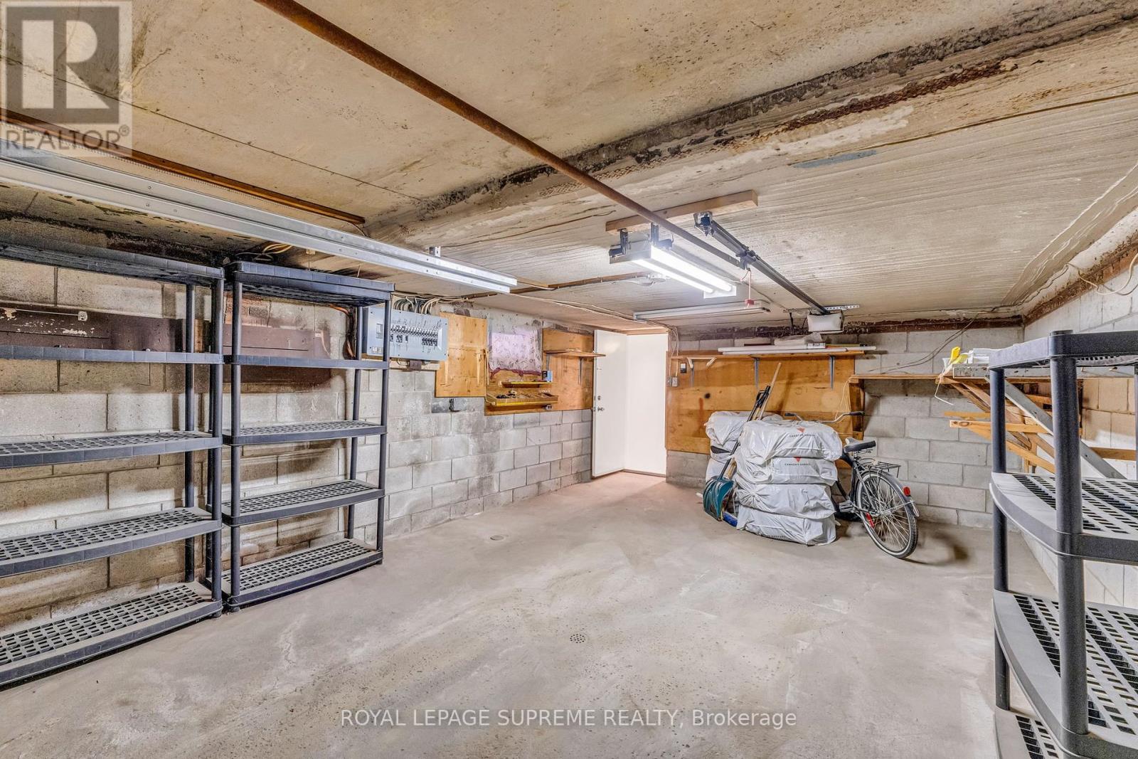 579a Delaware Avenue, Toronto, Ontario  M6H 5V3 - Photo 38 - W12541542