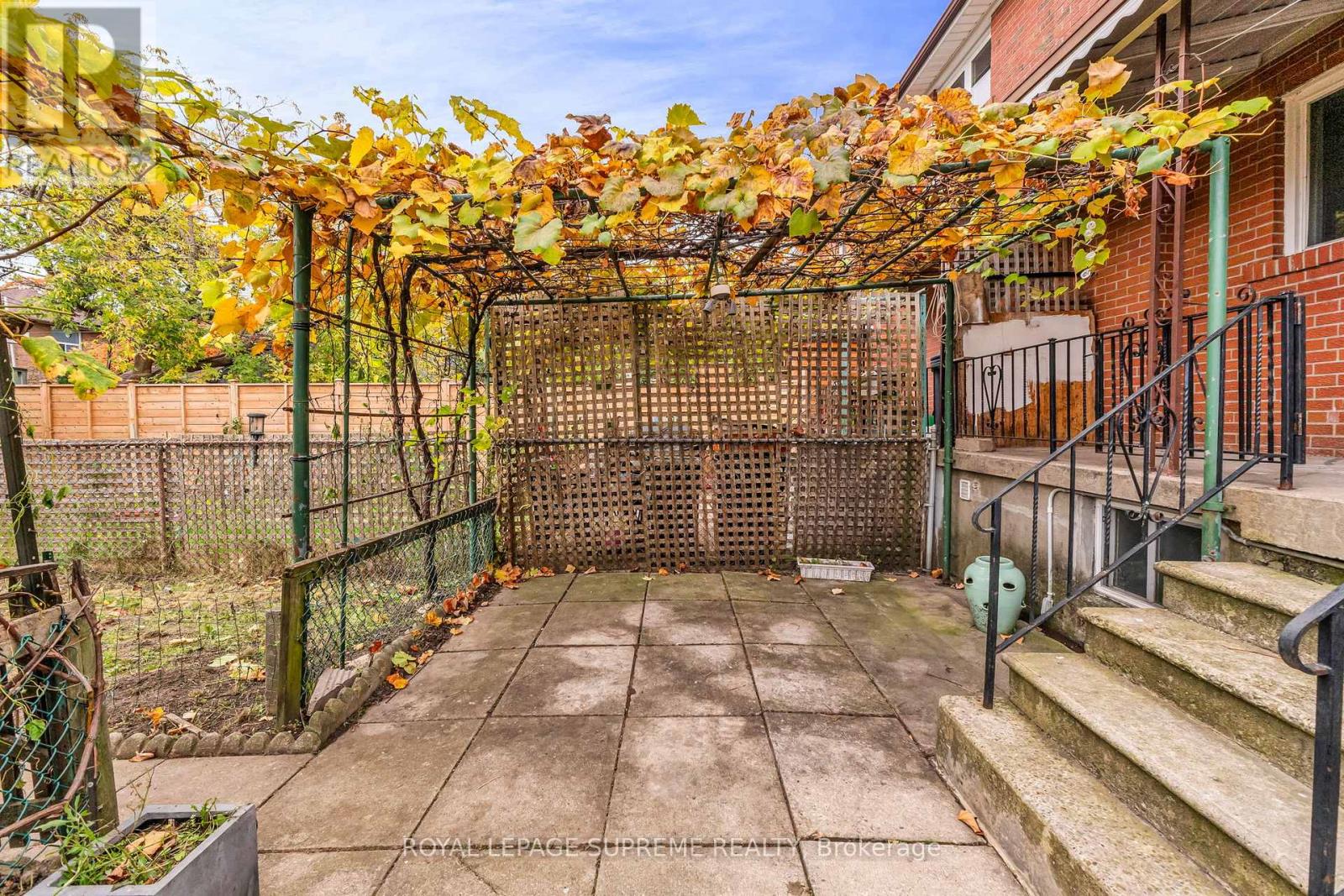 579a Delaware Avenue, Toronto, Ontario  M6H 5V3 - Photo 40 - W12541542