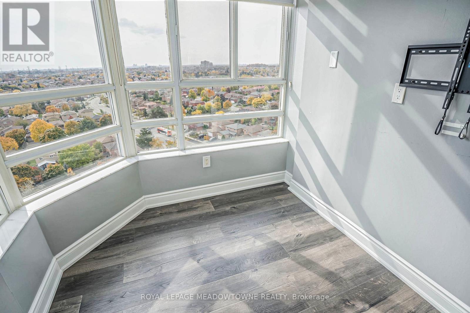 1512 - 50 Kingsbridge Garden Circle, Mississauga, Ontario  L5R 1Y2 - Photo 22 - W12541544