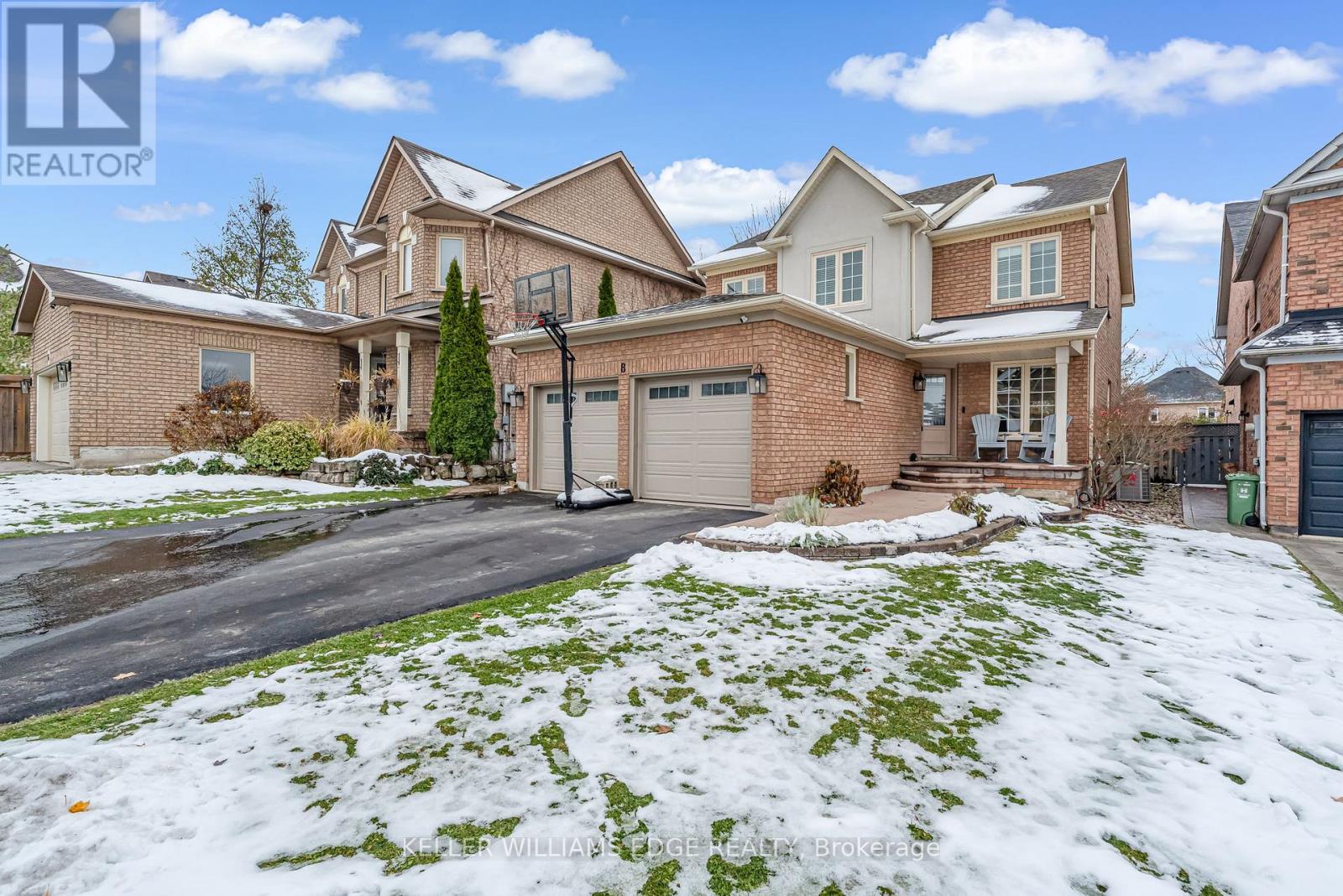 8 Keewaydin Street, Hamilton, Ontario  L8B 0K1 - Photo 2 - X12541454