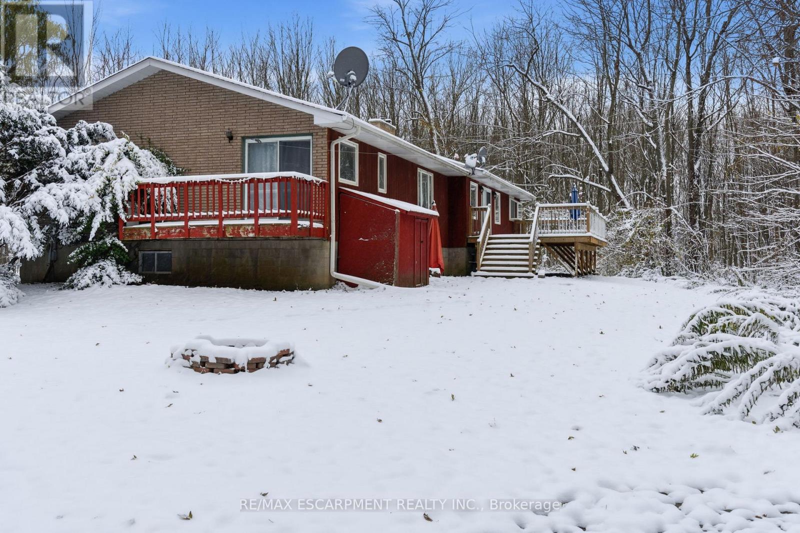 563 6th Concession Road W, Hamilton, Ontario  L8B 1N2 - Photo 45 - X12541476