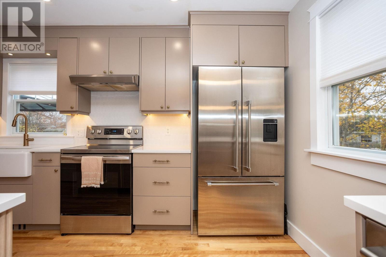 212 Belvedere Avenue, Charlottetown, Prince Edward Island  C1A 2Z3 - Photo 15 - 202527853