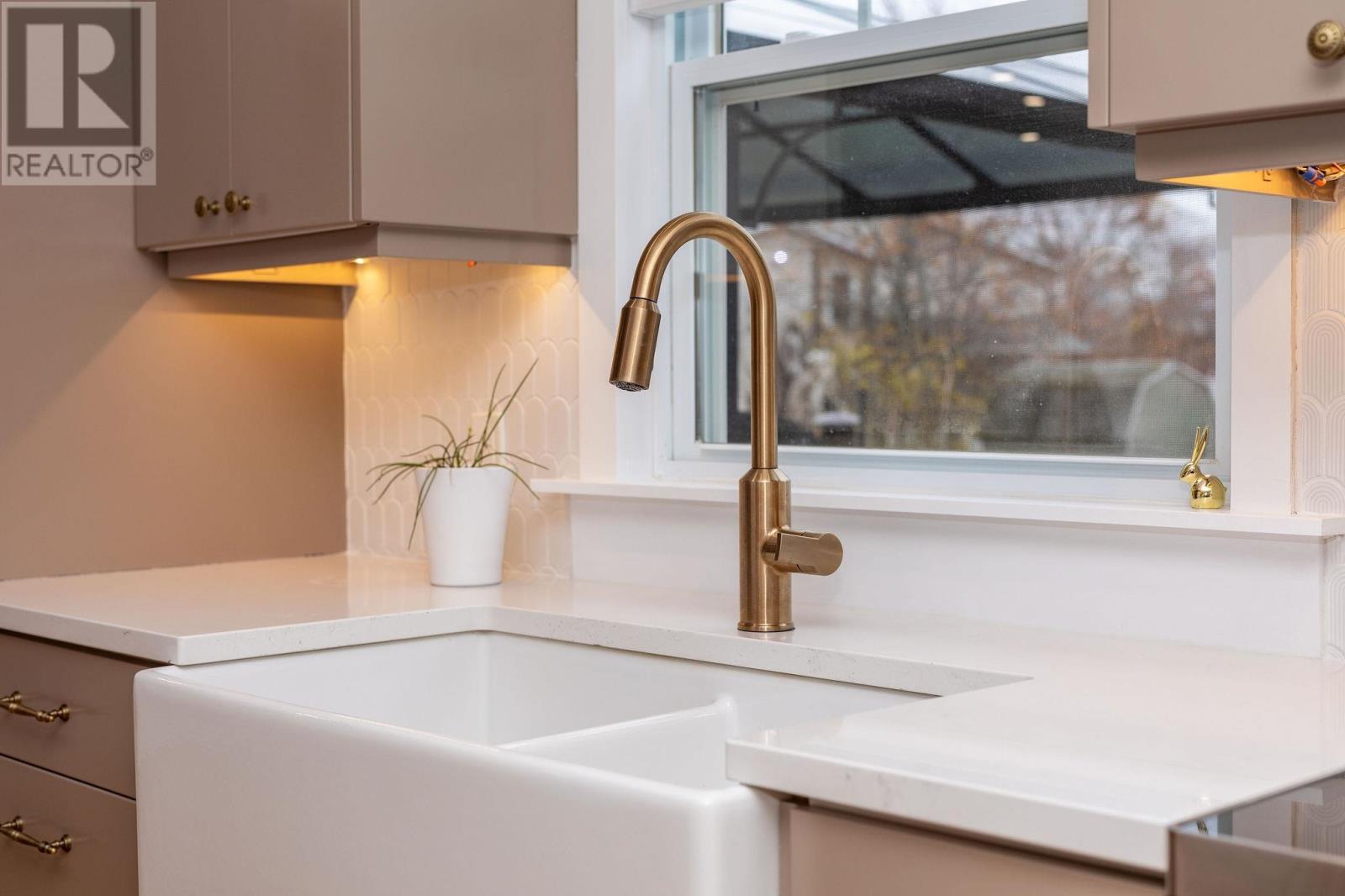 212 Belvedere Avenue, Charlottetown, Prince Edward Island  C1A 2Z3 - Photo 17 - 202527853