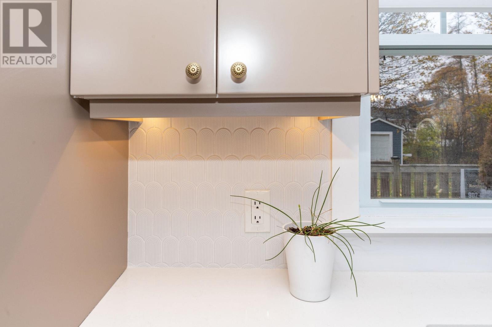 212 Belvedere Avenue, Charlottetown, Prince Edward Island  C1A 2Z3 - Photo 18 - 202527853