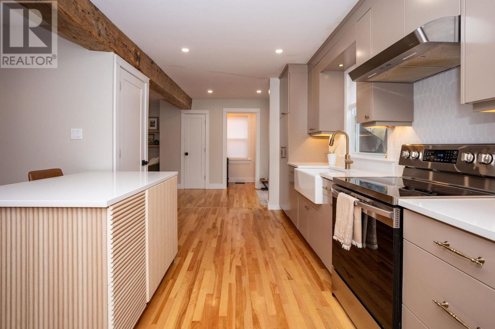 212 Belvedere Avenue, Charlottetown, Prince Edward Island  C1A 2Z3 - Photo 20 - 202527853