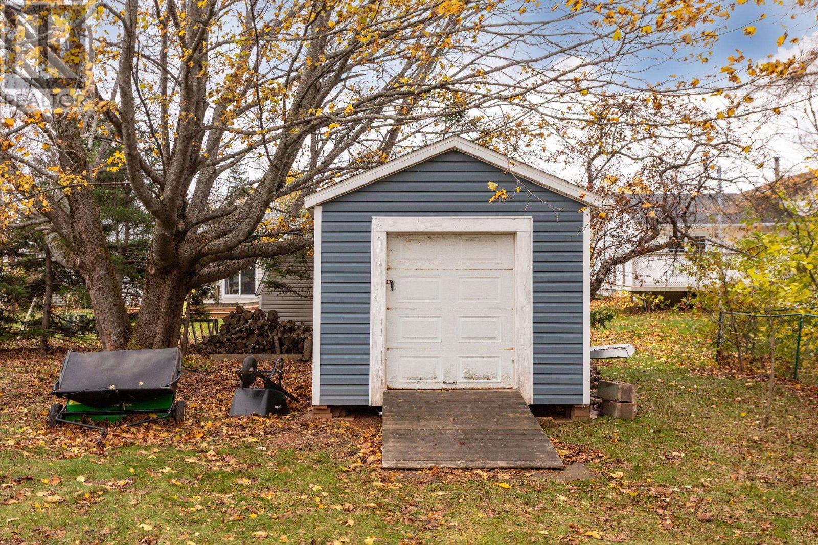 212 Belvedere Avenue, Charlottetown, Prince Edward Island  C1A 2Z3 - Photo 49 - 202527853