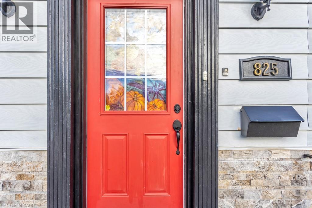 825 Maple Avenue, Woodstock, Ontario  N4S 2A5 - Photo 3 - 40788101