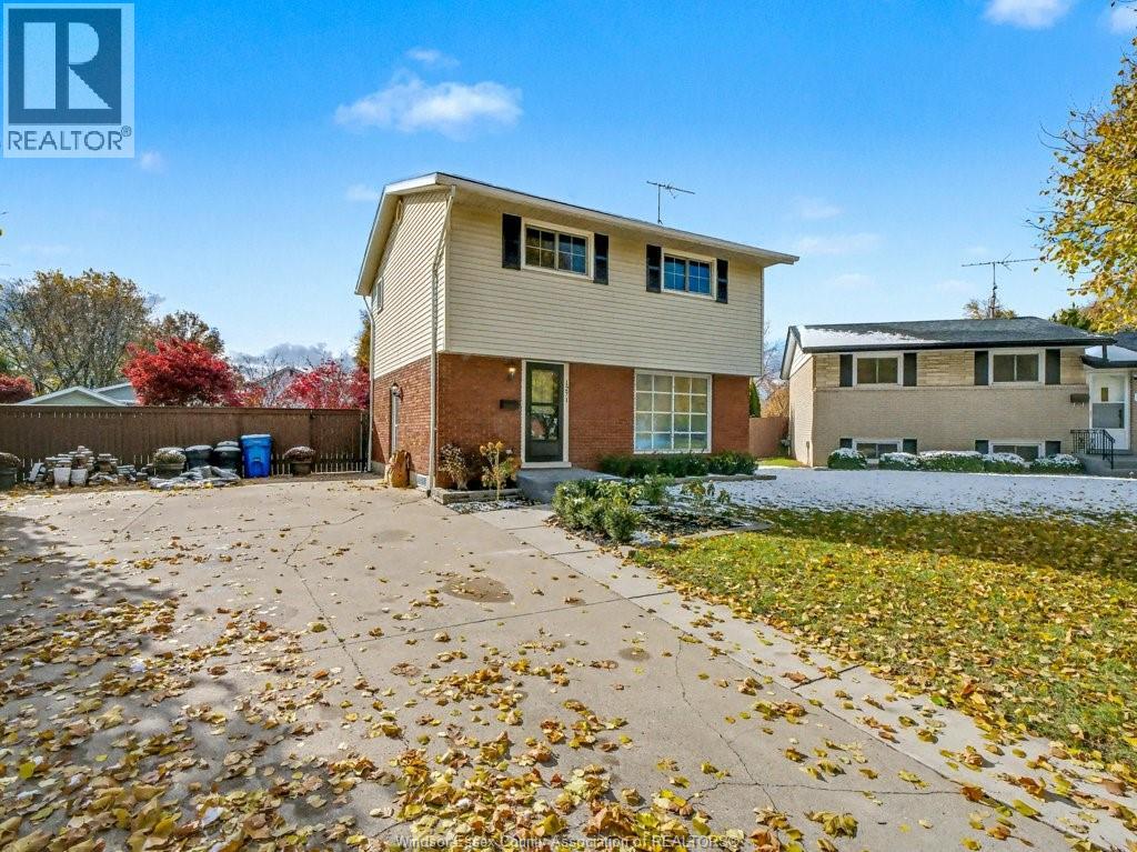 MLS# 25028617: 1271 BROCK, Windsor, Canada