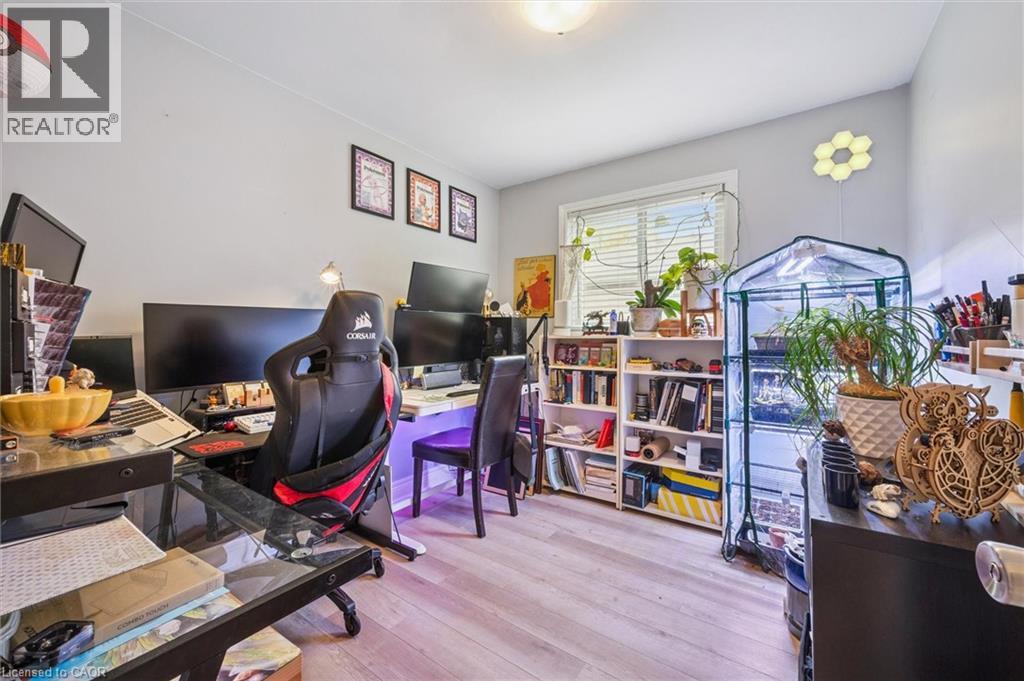 26 Nora Court, Cambridge, Ontario N3C 3N1 - Photo 12 - 40778992