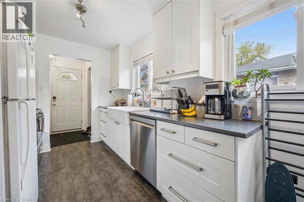 26 Nora Court, Cambridge, Ontario N3C 3N1 - Photo 8 - 40778992