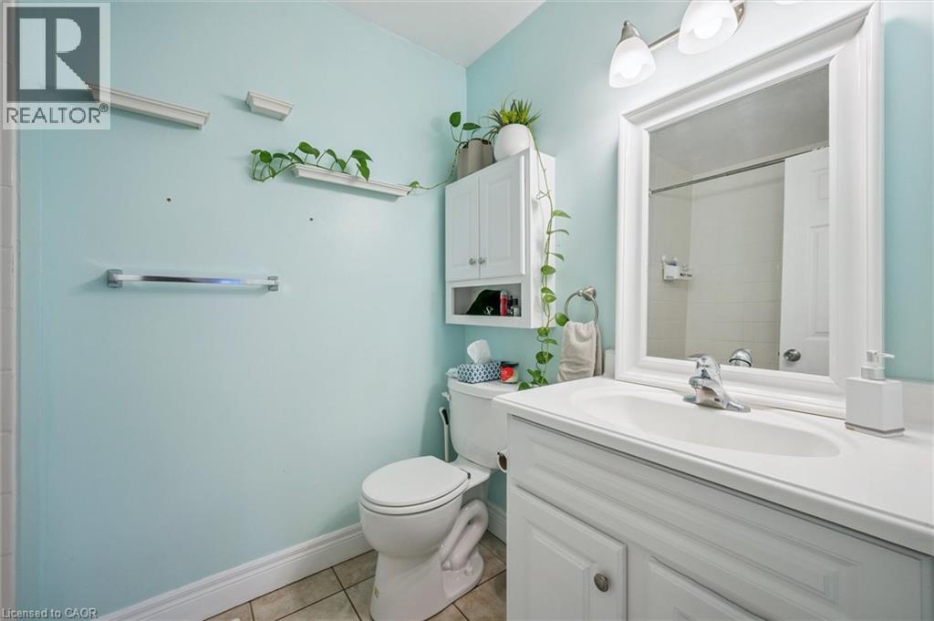 26 Nora Court, Cambridge, Ontario N3C 3N1 - Photo 15 - 40778992