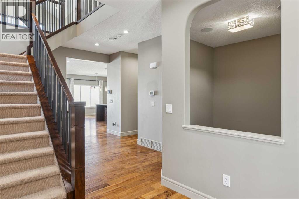 152 Evansborough Way Nw, Calgary, Alberta  T3P 0M5 - Photo 5 - A2256817