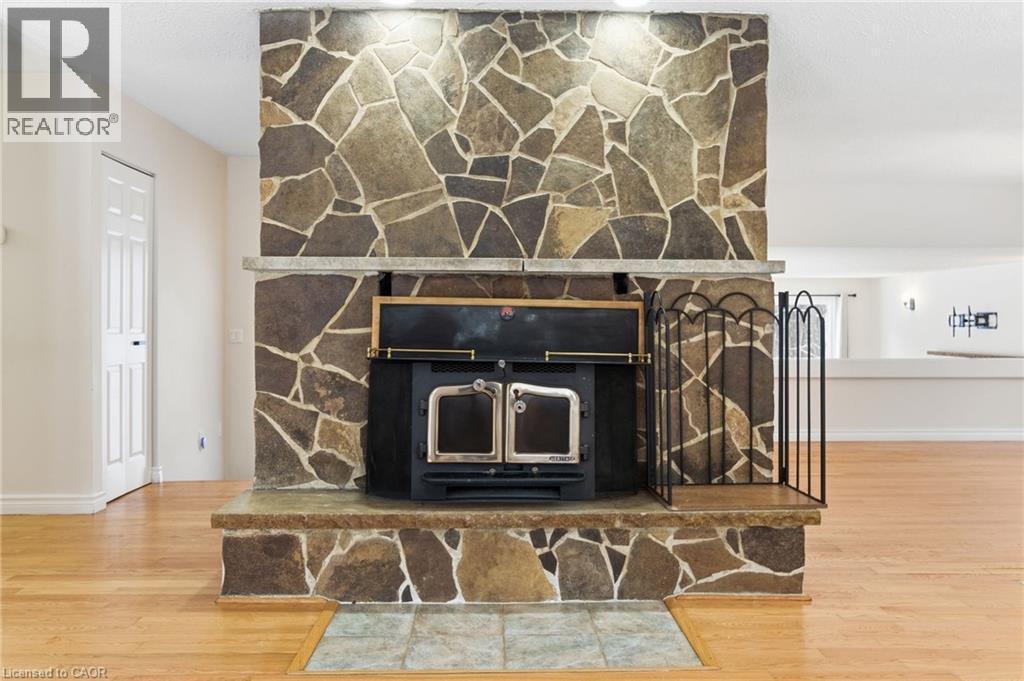 563 6th Concession Road W, Millgrove, Ontario  L8B 1N2 - Photo 11 - 40788059