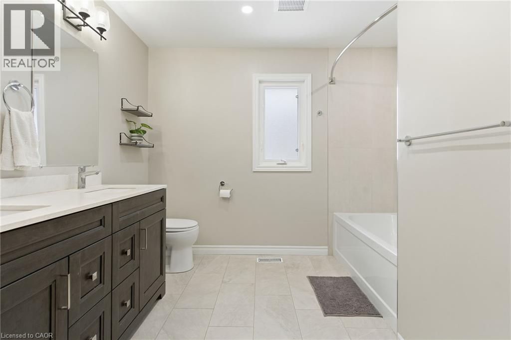 563 6th Concession Road W, Millgrove, Ontario  L8B 1N2 - Photo 35 - 40788059