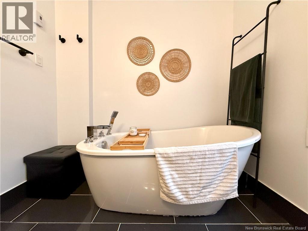 8 Conway Street, Edmundston, New Brunswick  E3V 1Z1 - Photo 34 - NB129981