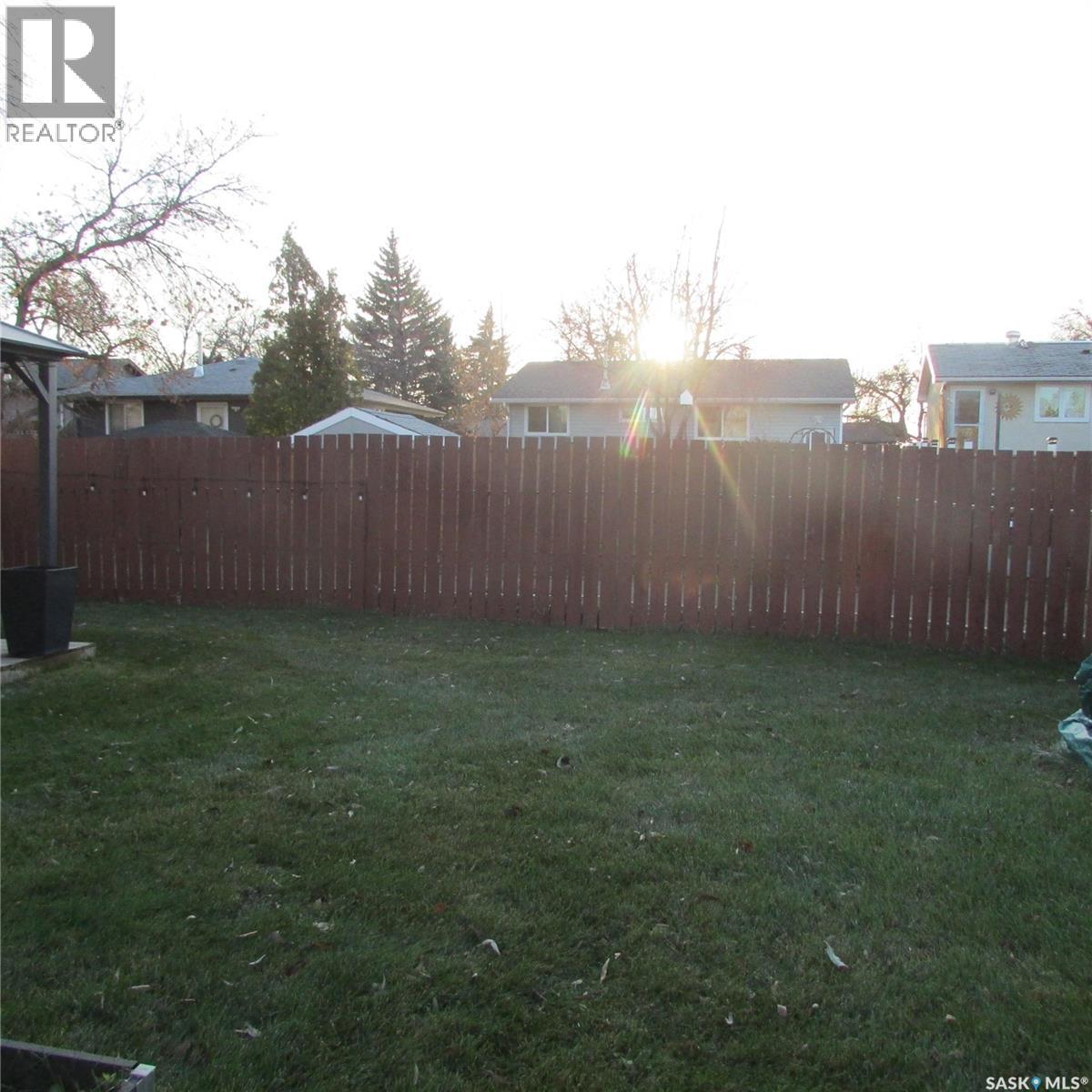 118 Mcsherry Crescent, Regina, Saskatchewan  S4T 7B8 - Photo 9 - SK023994