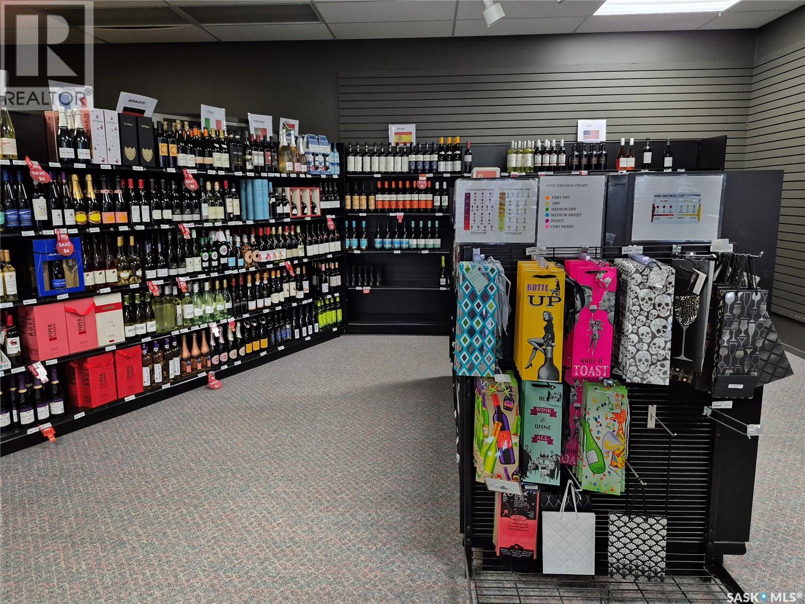 Shaunavon Liquor Store, Shaunavon, Saskatchewan  S0N 2M0 - Photo 12 - SK023990