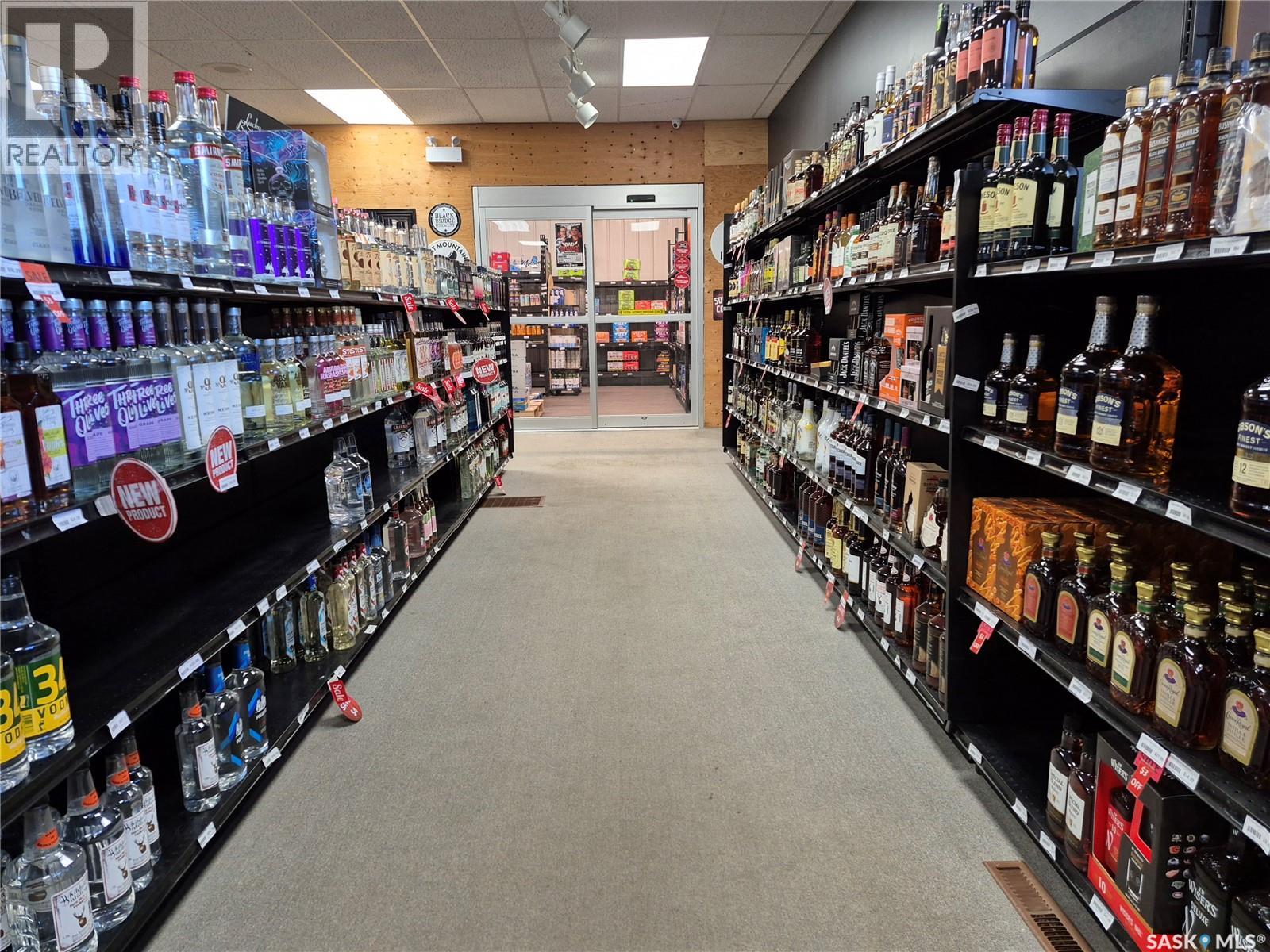Shaunavon Liquor Store, Shaunavon, Saskatchewan  S0N 2M0 - Photo 20 - SK023990