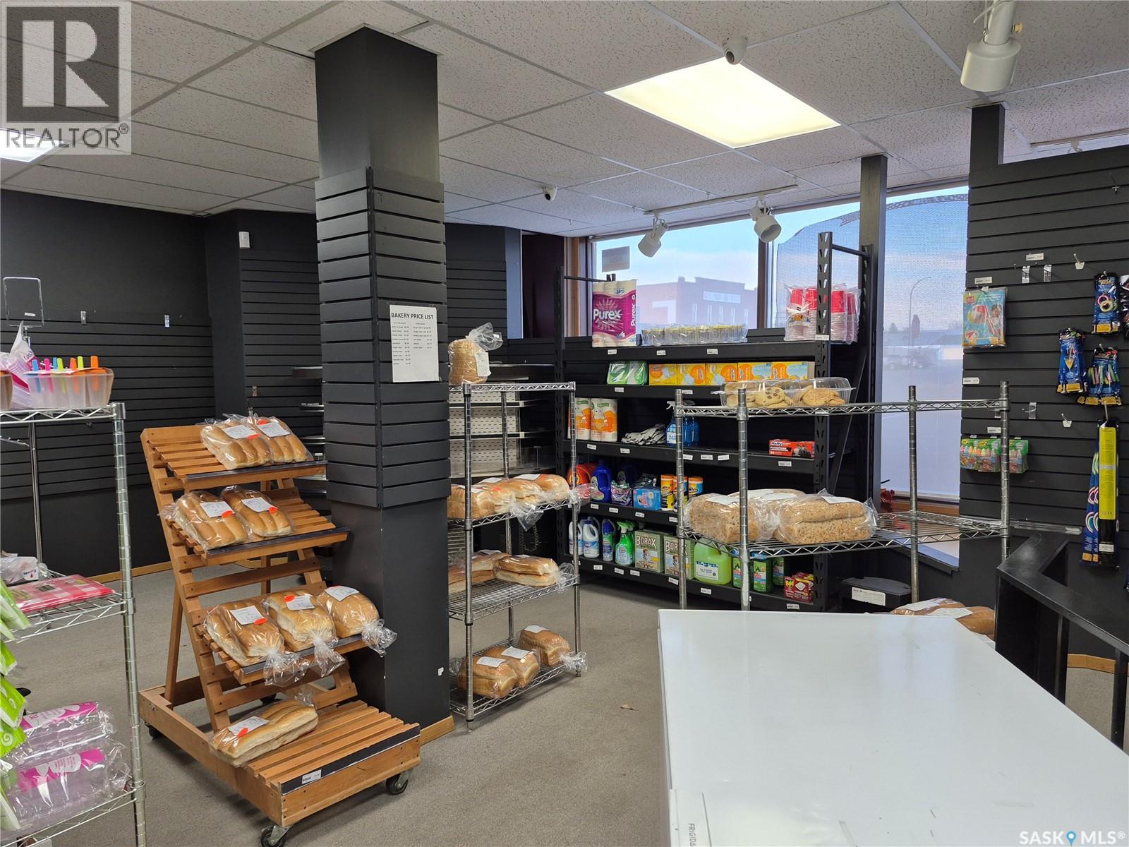 Shaunavon Liquor Store, Shaunavon, Saskatchewan  S0N 2M0 - Photo 21 - SK023990