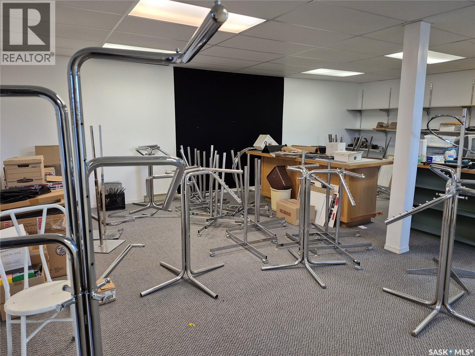 Shaunavon Liquor Store, Shaunavon, Saskatchewan  S0N 2M0 - Photo 28 - SK023990