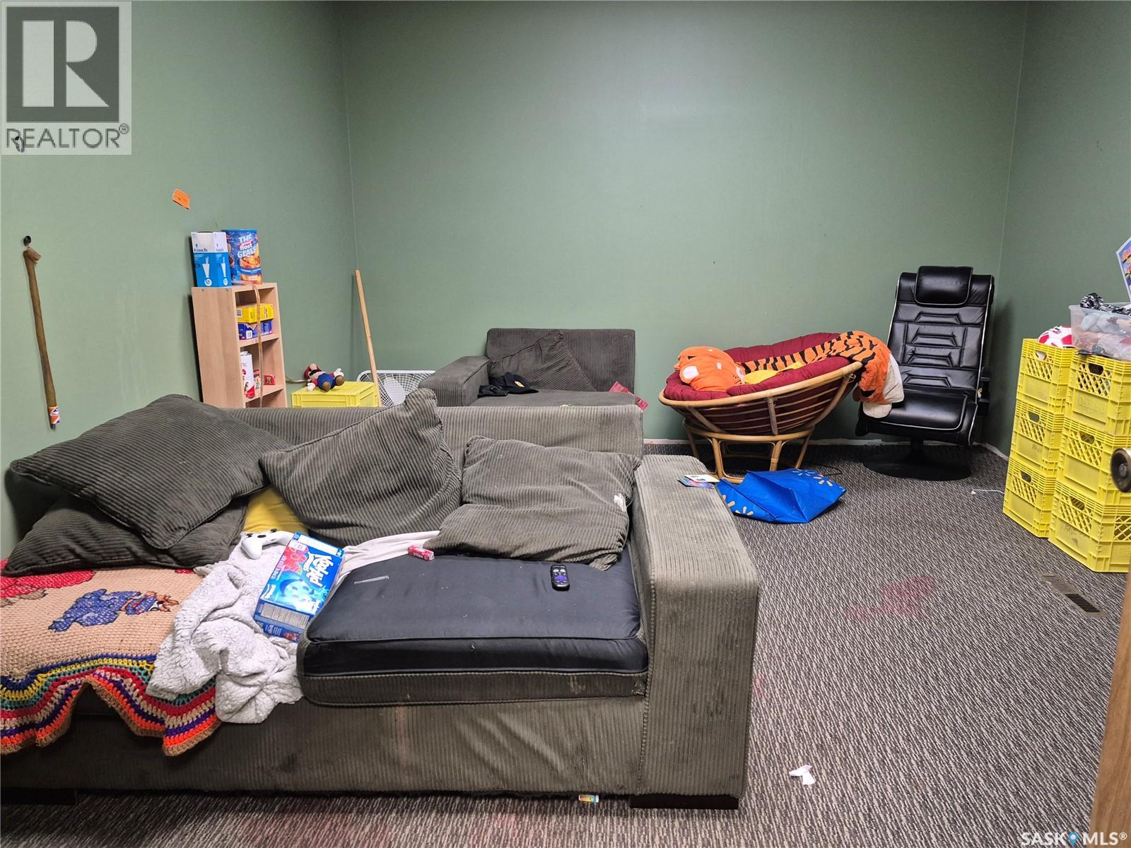 Shaunavon Liquor Store, Shaunavon, Saskatchewan  S0N 2M0 - Photo 30 - SK023990