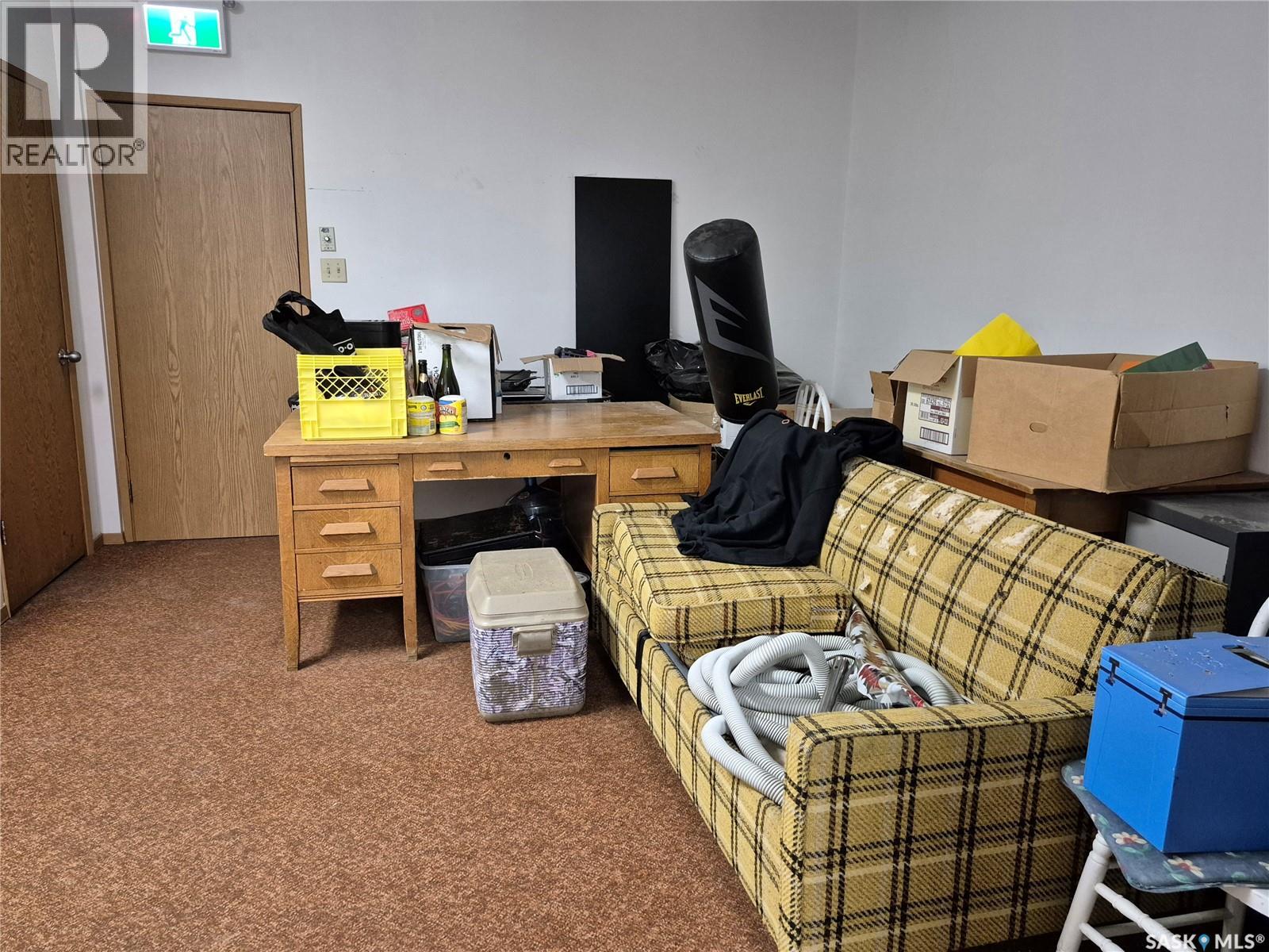 Shaunavon Liquor Store, Shaunavon, Saskatchewan  S0N 2M0 - Photo 31 - SK023990