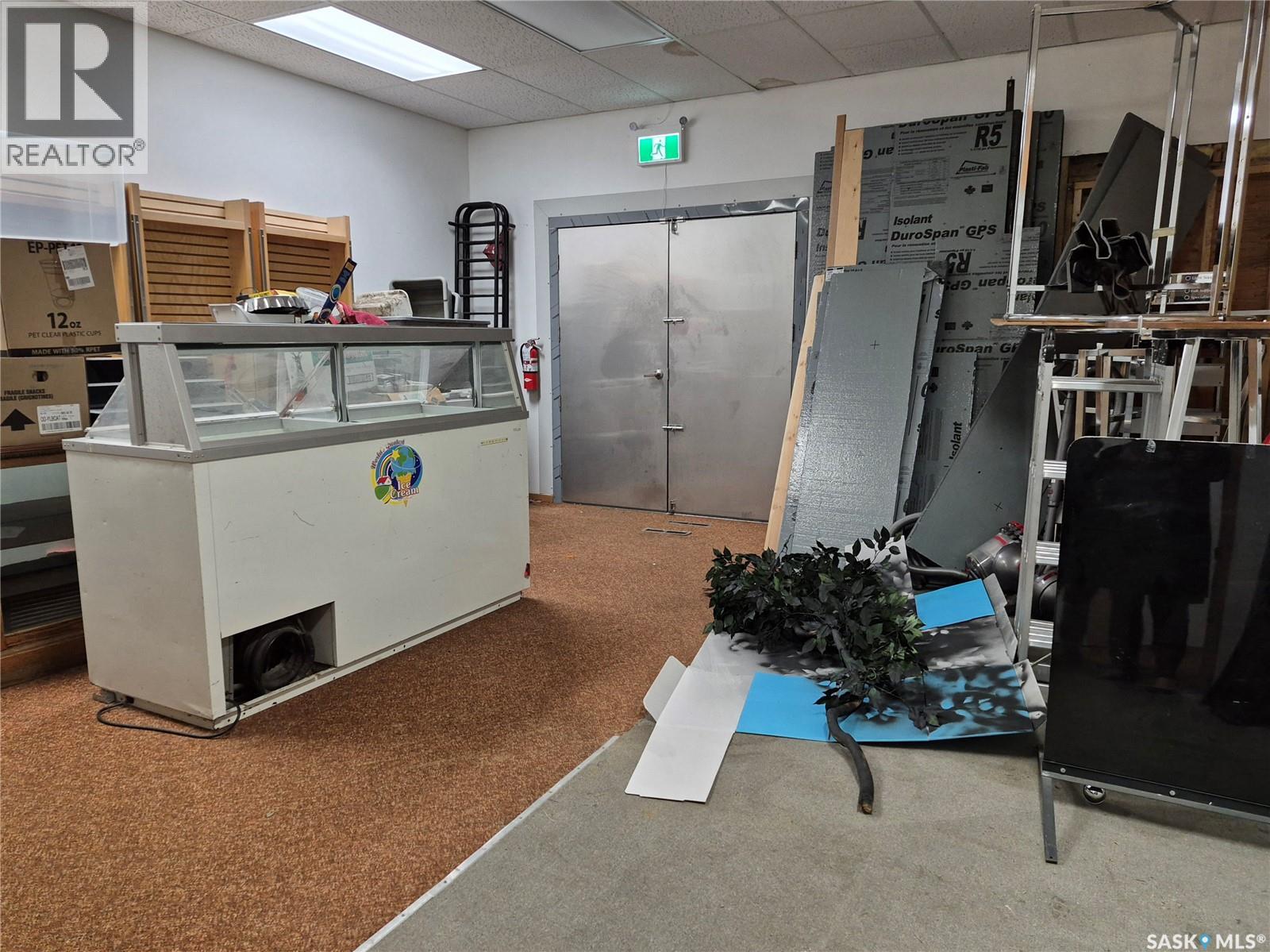 Shaunavon Liquor Store, Shaunavon, Saskatchewan  S0N 2M0 - Photo 33 - SK023990