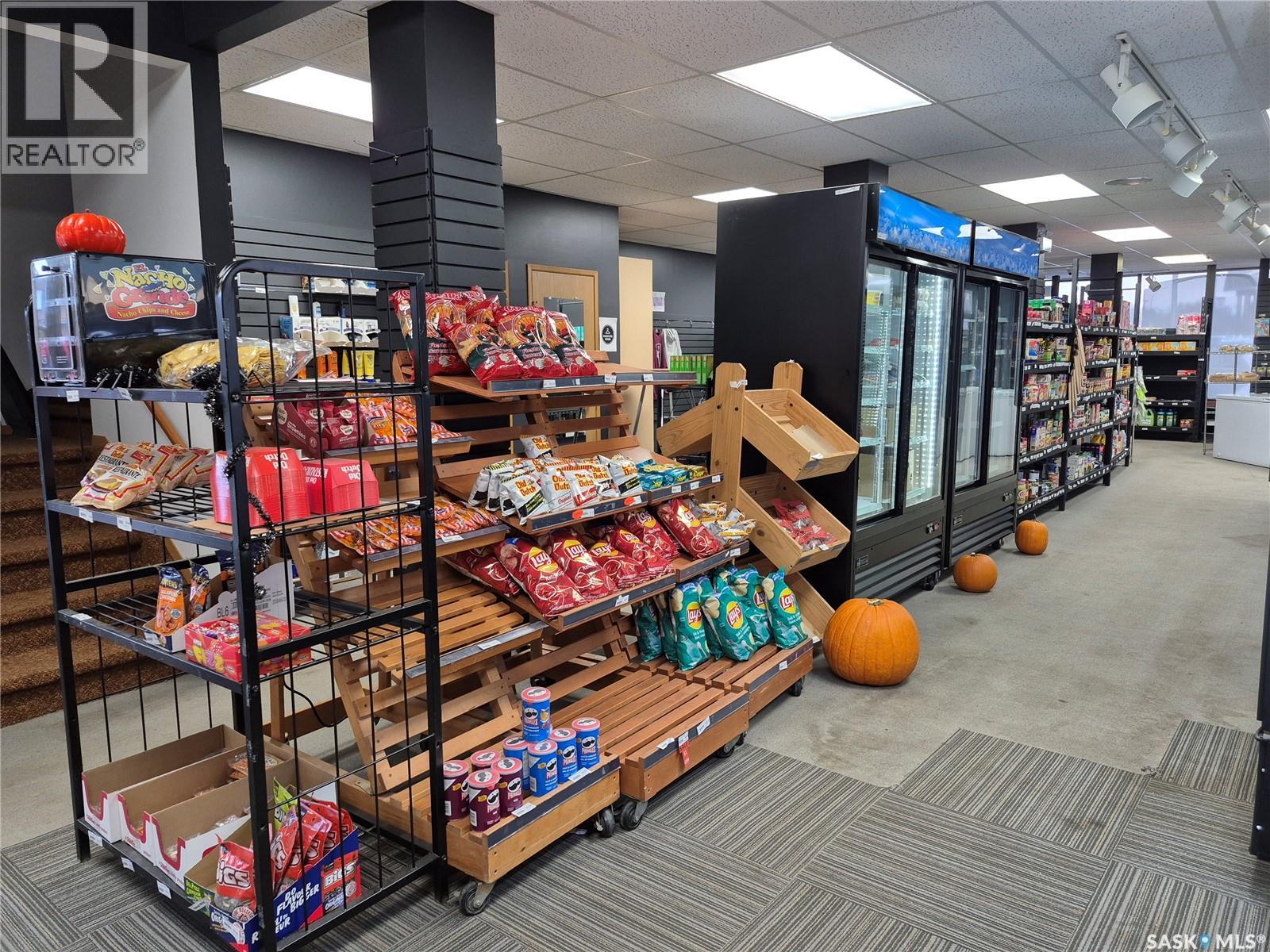 Shaunavon Liquor Store, Shaunavon, Saskatchewan  S0N 2M0 - Photo 8 - SK023990