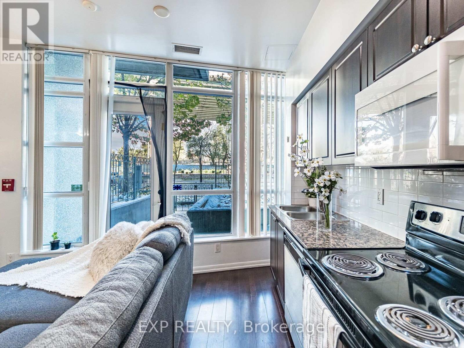 167 - 209 Fort York Boulevard, Toronto, Ontario  M5V 4A1 - Photo 13 - C12541572