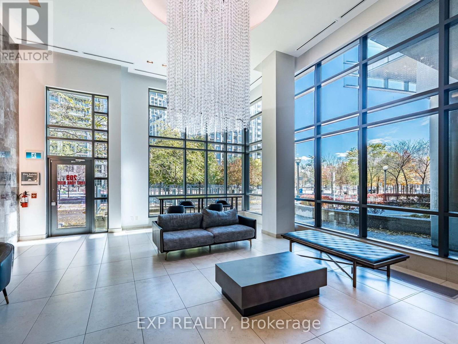 167 - 209 Fort York Boulevard, Toronto, Ontario  M5V 4A1 - Photo 3 - C12541572