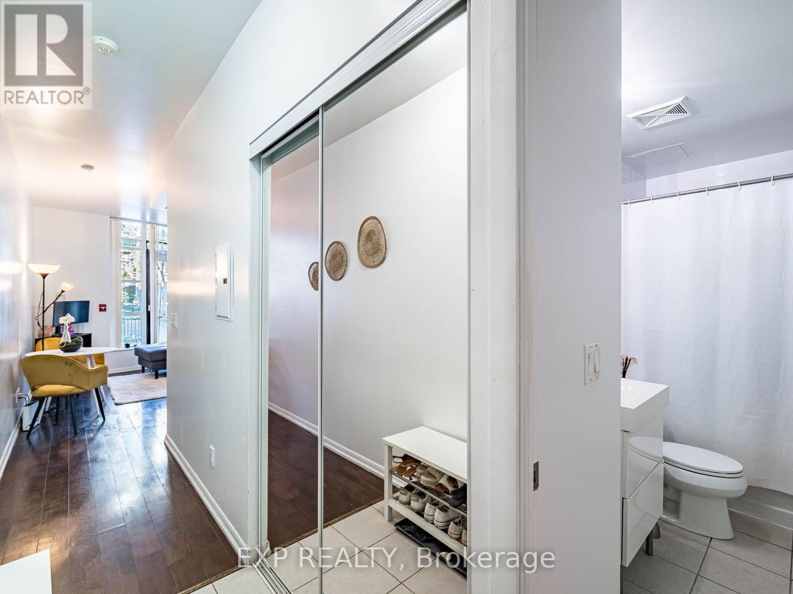 167 - 209 Fort York Boulevard, Toronto, Ontario  M5V 4A1 - Photo 6 - C12541572