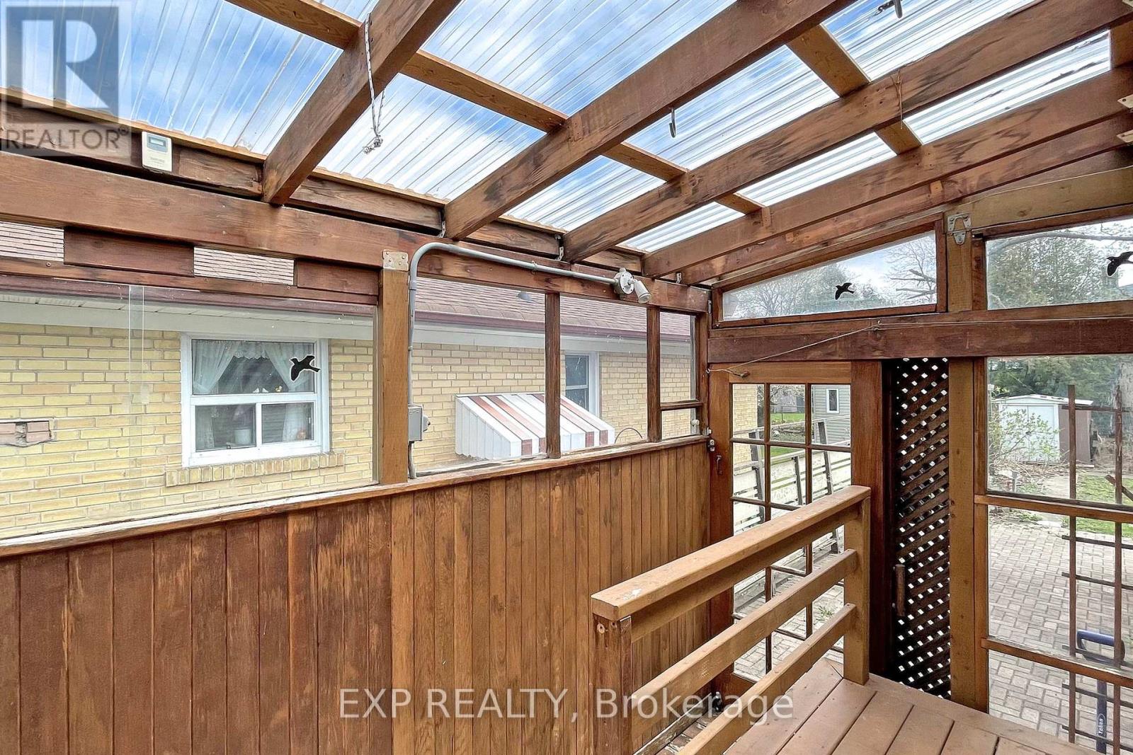 9 Silverview Drive, Toronto, Ontario  M2M 2B2 - Photo 31 - C12541608