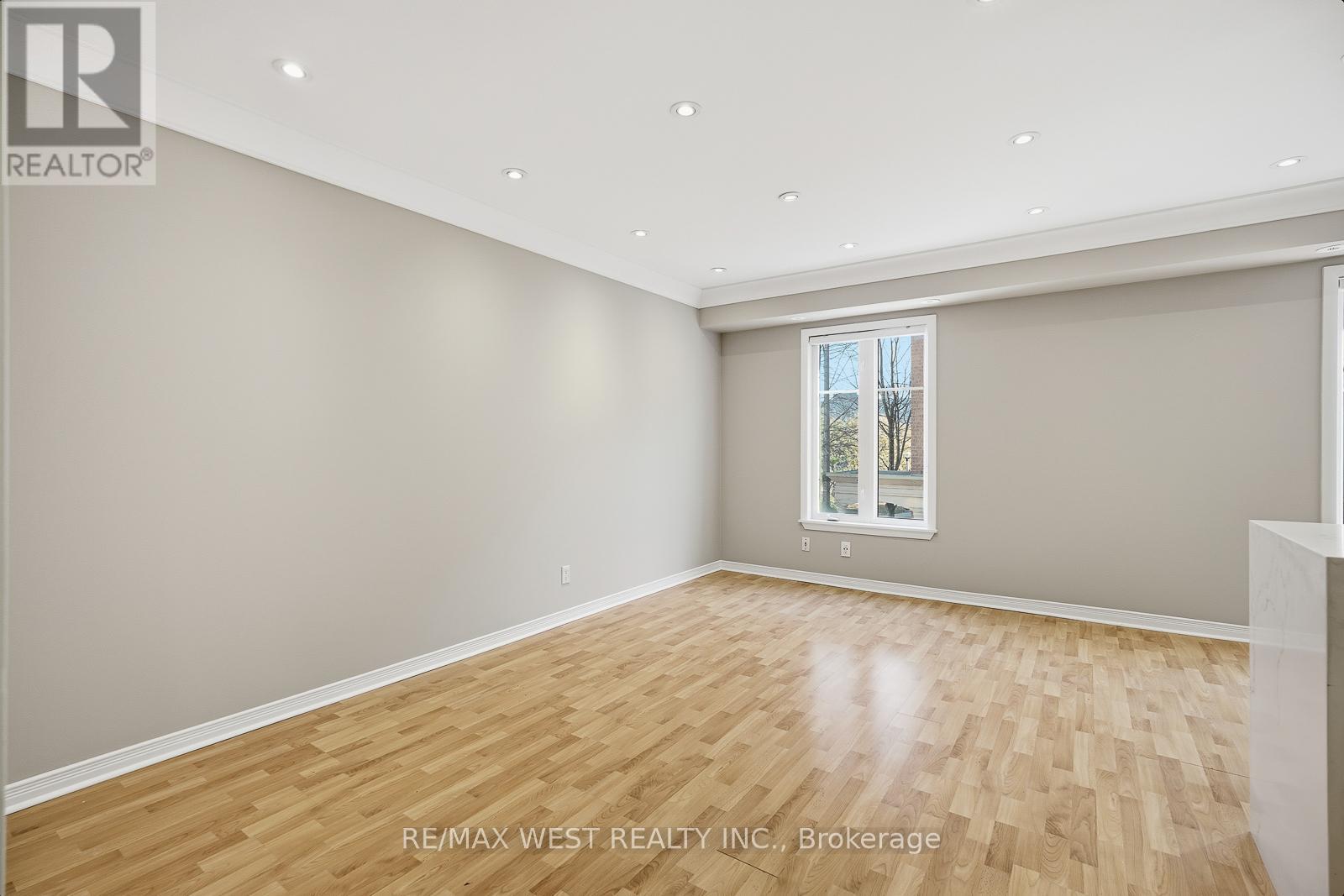 904 - 50 Western Battery Road, Toronto, Ontario  M6K 3P1 - Photo 3 - C12541628