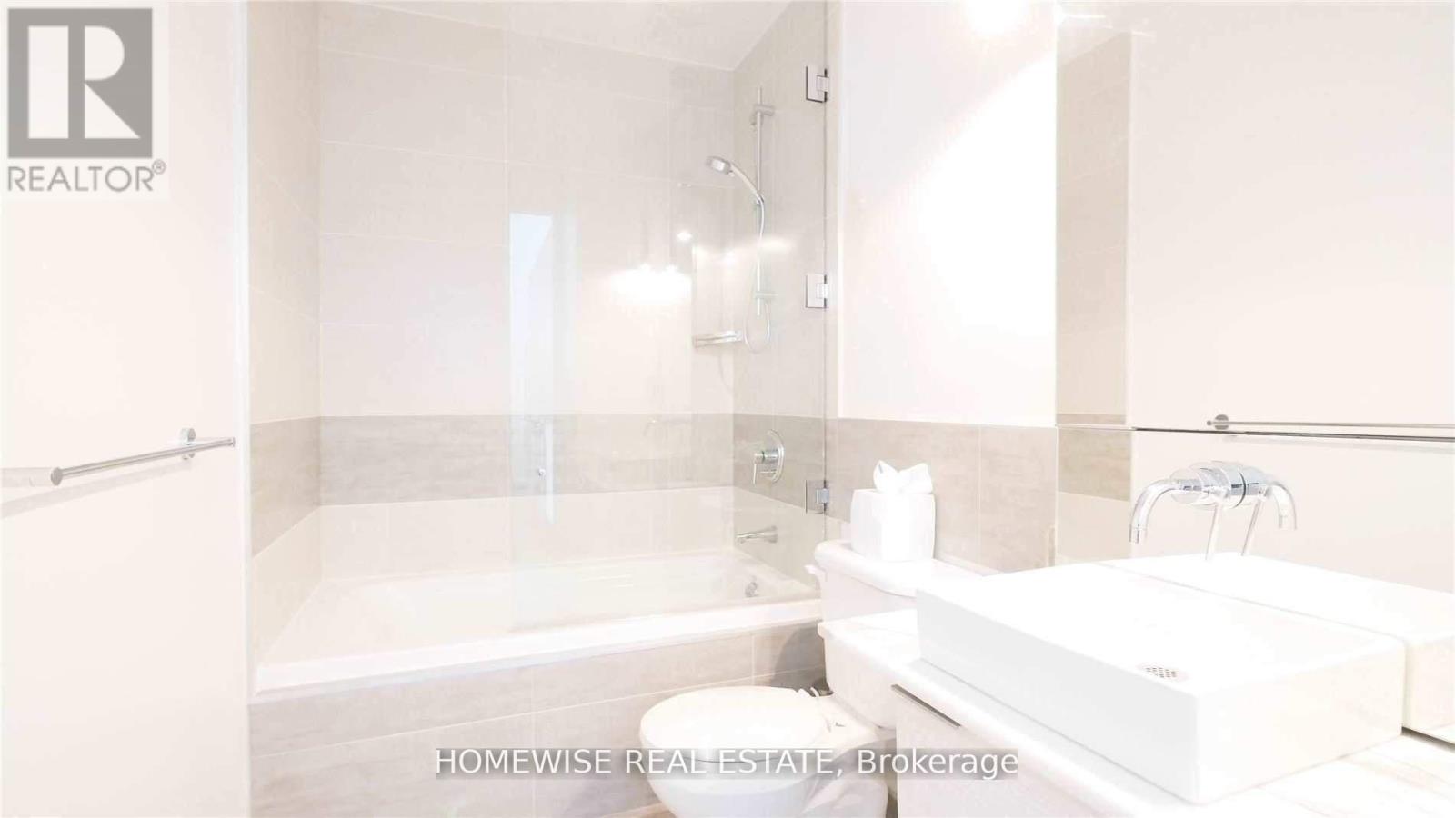 3501 - 8 Charlotte Street, Toronto, Ontario M5V 0K4 - Photo 4 - C12541692