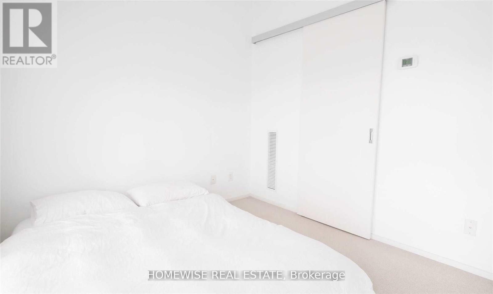 3501 - 8 Charlotte Street, Toronto, Ontario M5V 0K4 - Photo 5 - C12541692