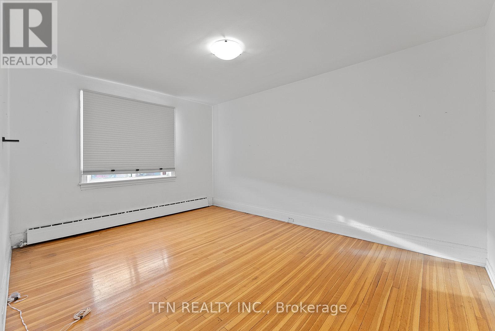 3 - 5 Crang Avenue, Toronto, Ontario  M6E 1A1 - Photo 13 - C12541696