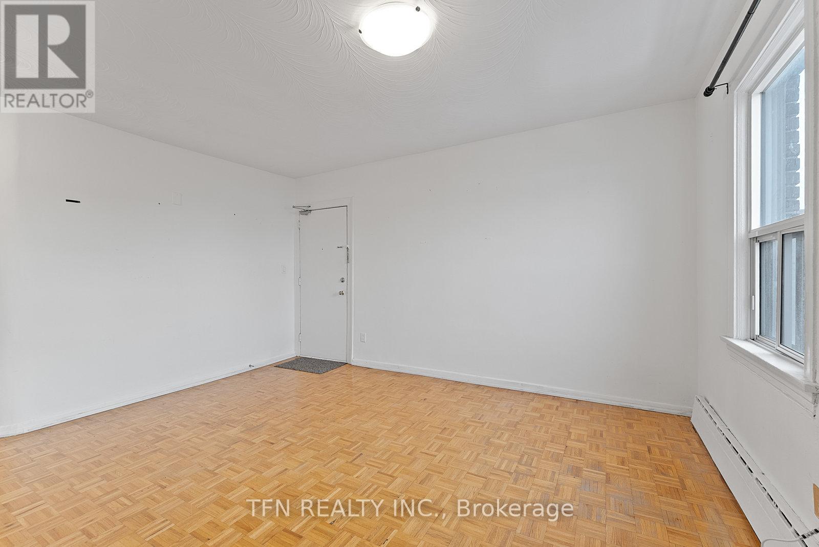 3 - 5 Crang Avenue, Toronto, Ontario  M6E 1A1 - Photo 27 - C12541696