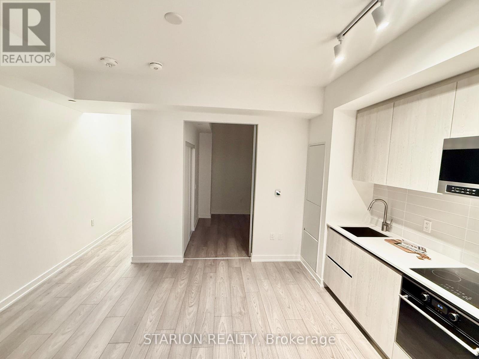 715 - 120 Broadway Avenue, Toronto, Ontario  M4P 0E9 - Photo 30 - C12541772
