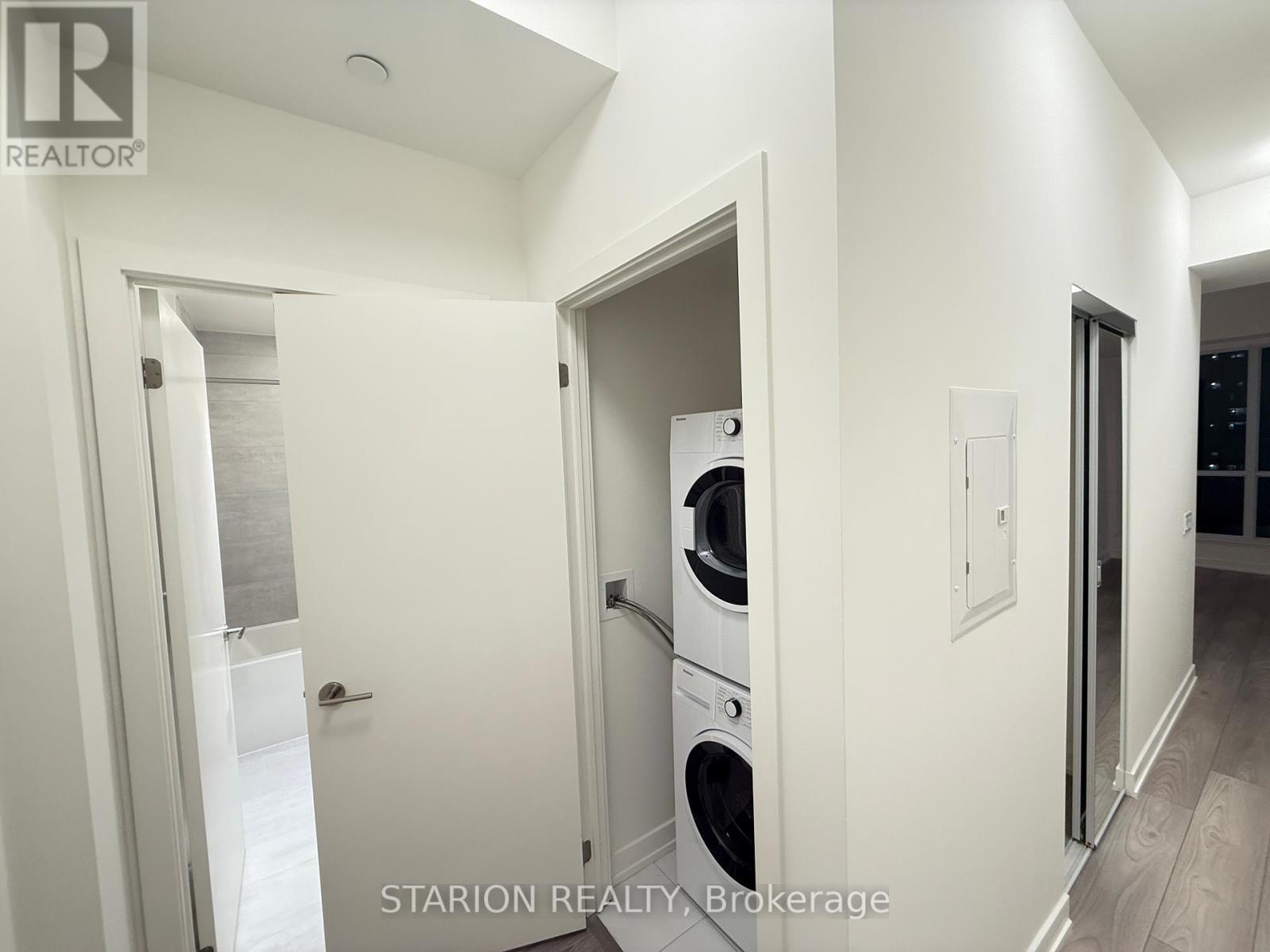 715 - 120 Broadway Avenue, Toronto, Ontario  M4P 0E9 - Photo 37 - C12541772