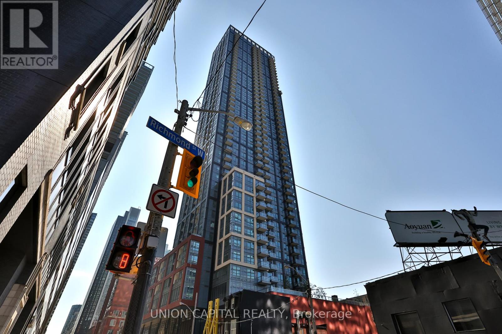 1111 - 108 Peter Street, Toronto, Ontario  M5V 0W2 - Photo 25 - C12541776