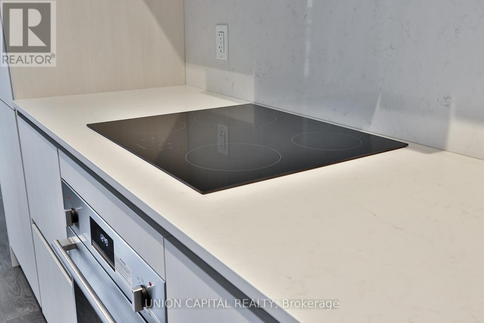 1111 - 108 Peter Street, Toronto, Ontario  M5V 0W2 - Photo 6 - C12541776