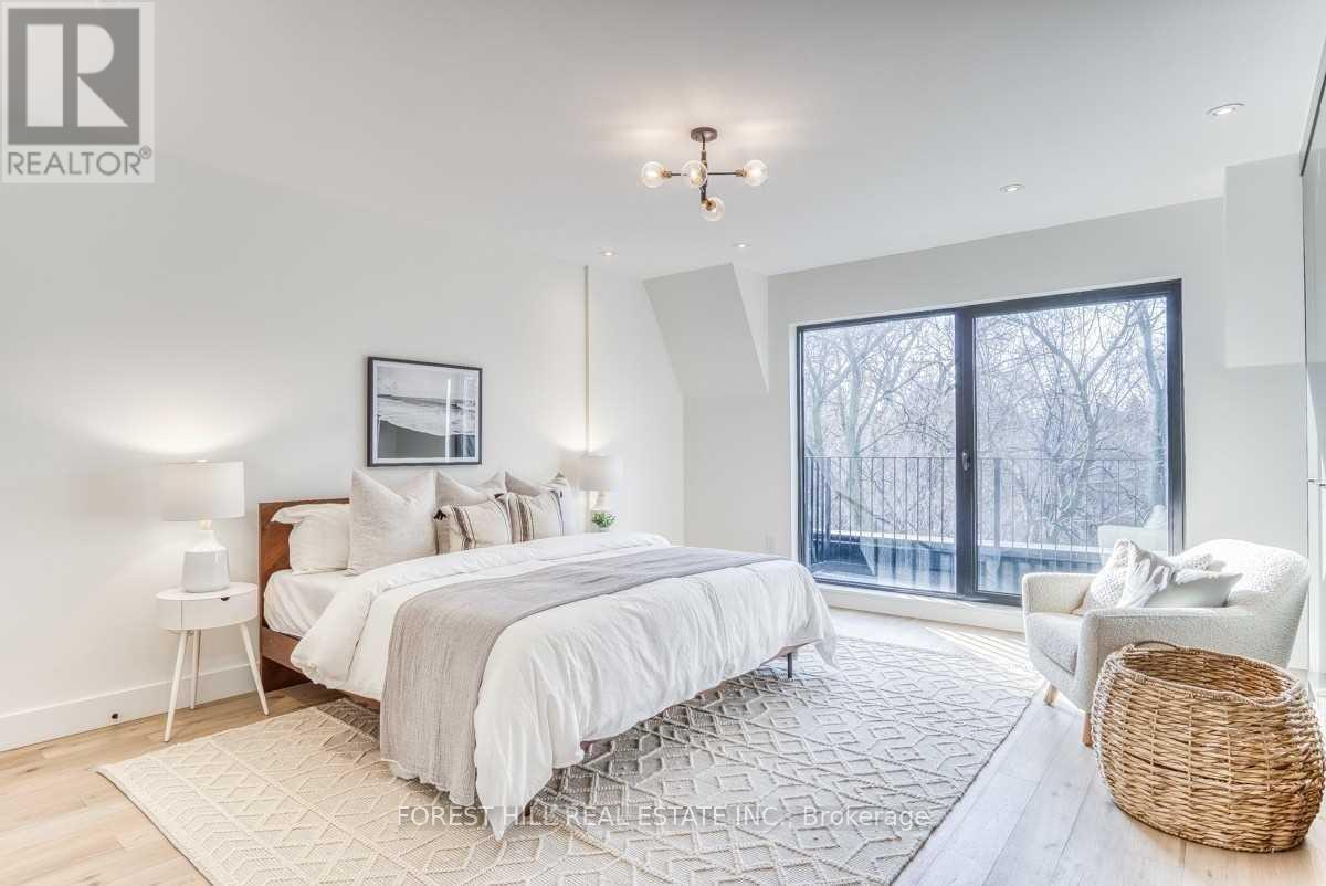 143 Chaplin Crescent, Toronto, Ontario  M5P 1B1 - Photo 26 - C12541794